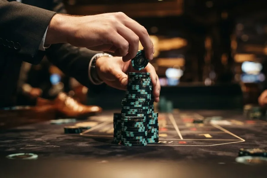 lær at spille poker: Vælg de rigtige hænder at spille